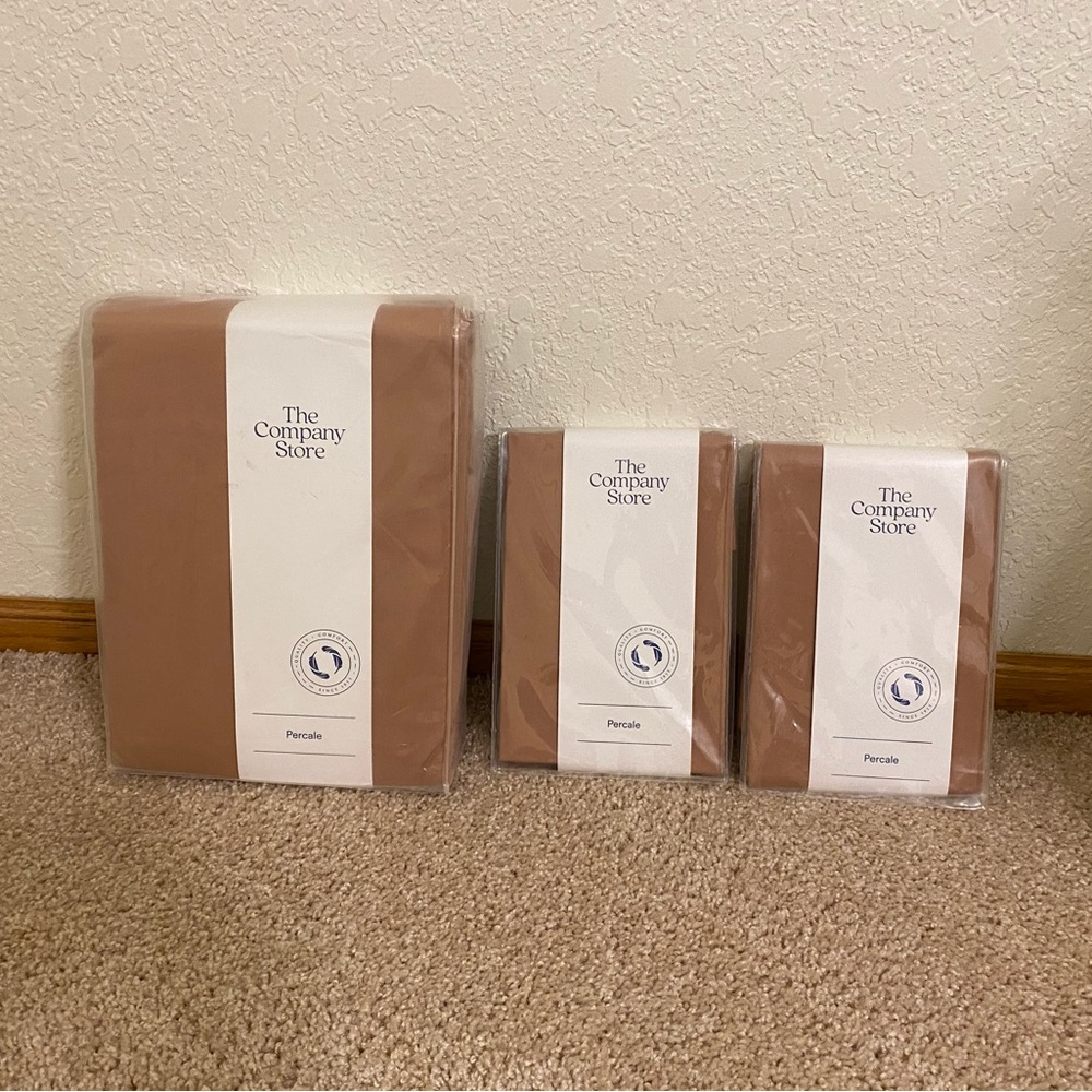 One king duvet cover and two shams.
